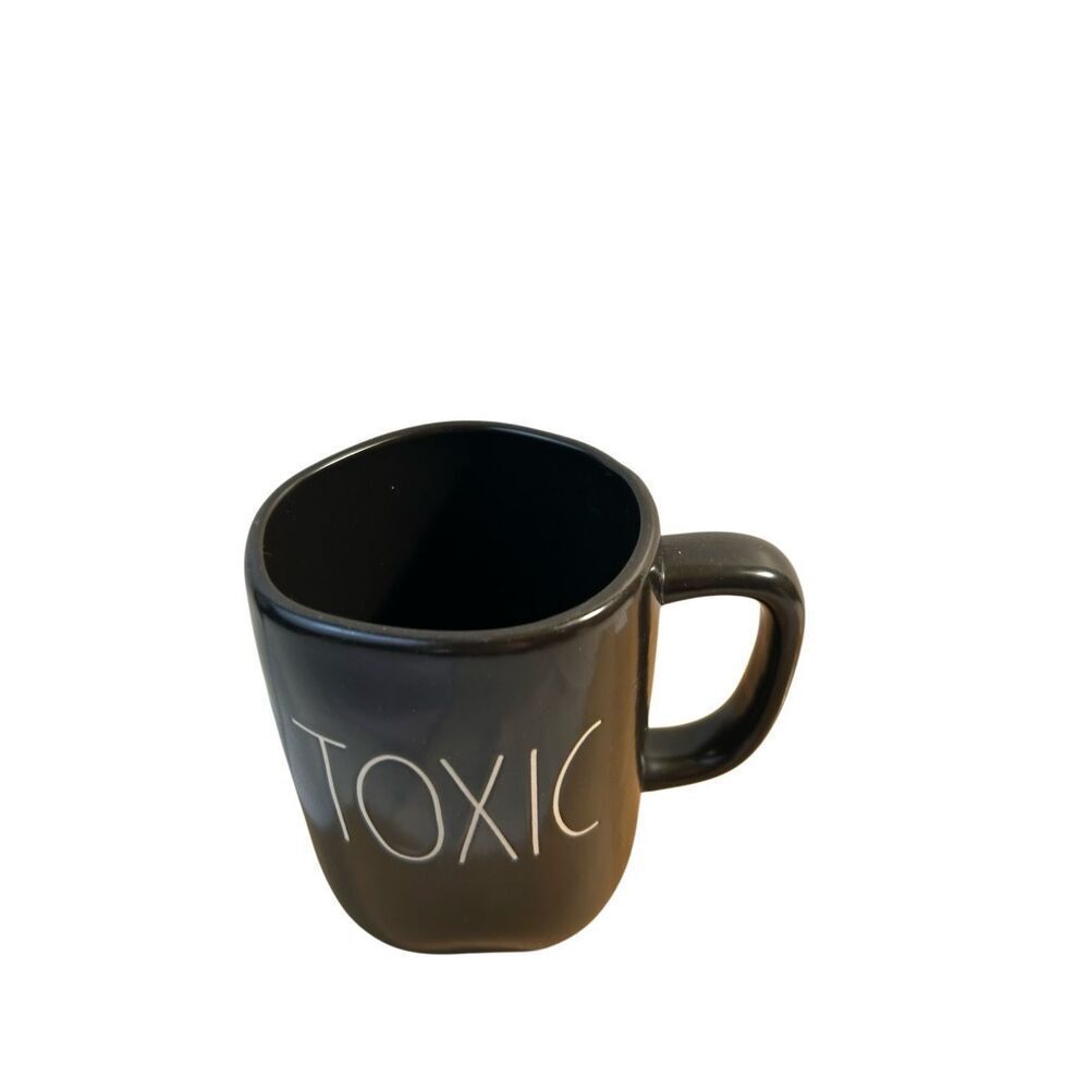 Rae Dunn Black Toxic mug‎